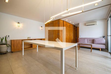 Sala/Cozinha de apartamento para alugar com 1 quarto, 64m² em Sumaré, São Paulo