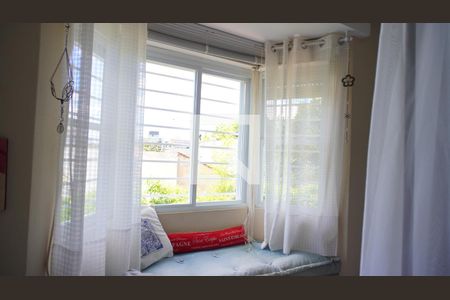 Quarto 5 de casa à venda com 6 quartos, 336m² em Santo Antônio, Porto Alegre