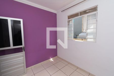Quarto 1 de casa para alugar com 2 quartos, 55m² em Água Branca, Contagem
