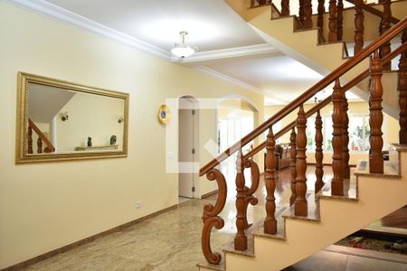 Escada de casa à venda com 4 quartos, 327m² em Planalto Paulista, São Paulo