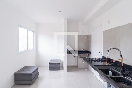 Sala/Cozinha de apartamento para alugar com 2 quartos, 45m² em Vila Sul Americana, Carapicuíba