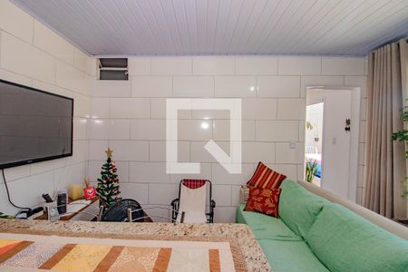 Sala - Casa Fundos de casa à venda com 3 quartos, 140m² em Santa Rosa de Lima, Porto Alegre