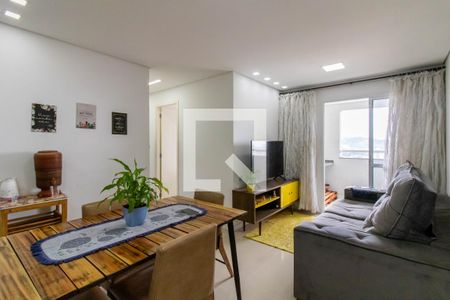 Sala de apartamento para alugar com 3 quartos, 60m² em Jardim Imperador, Guarulhos