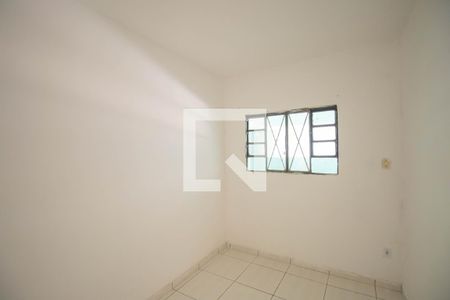 Quarto 2 de casa para alugar com 2 quartos, 65m² em Jardim Alcântara, São Gonçalo