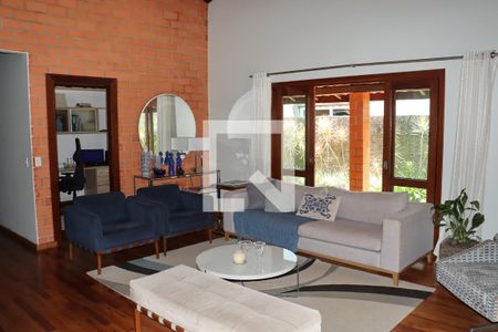 Casa de Condomínio para alugar com 4 quartos, 320m² em Residencial San Diego (paysage Clair), Cotia