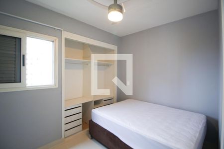 Suíte  de apartamento para alugar com 3 quartos, 76m² em Vila Olímpia, São Paulo