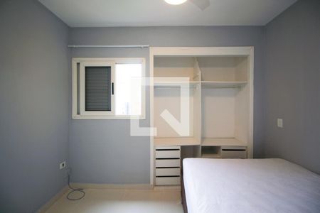 Suíte  de apartamento para alugar com 3 quartos, 76m² em Vila Olímpia, São Paulo