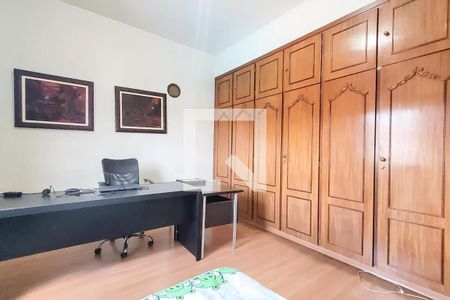 Dormitorio de casa à venda com 4 quartos, 400m² em Jardim Guanabara, Campinas