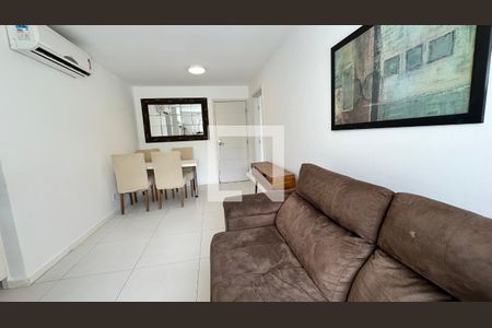 Sala de apartamento para alugar com 2 quartos, 66m² em Recreio dos Bandeirantes, Rio de Janeiro