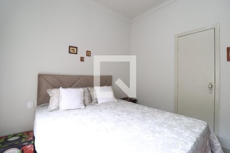 Quarto 1 - Suíte de casa para alugar com 3 quartos, 250m² em Cidade Jardim, Uberlândia