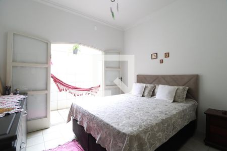 Quarto 1 - Suíte de casa para alugar com 3 quartos, 250m² em Cidade Jardim, Uberlândia