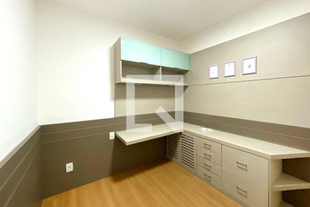 Quarto 2 de apartamento para alugar com 3 quartos, 90m² em Salgado Filho, Belo Horizonte