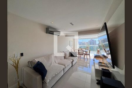 Sala de apartamento para alugar com 2 quartos, 197m² em Recreio dos Bandeirantes, Rio de Janeiro
