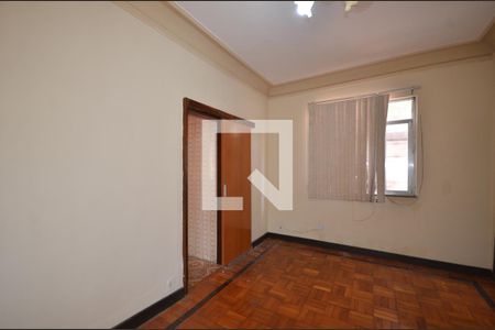 Sala de casa para alugar com 2 quartos, 90m² em Cavalcanti, Rio de Janeiro
