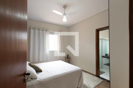 Suíte 1 de casa de condomínio para alugar com 3 quartos, 208m² em Loteamento Dinora Rosa, Sorocaba