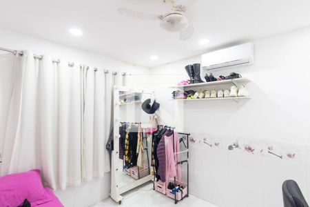 Quarto 1 de casa para alugar com 2 quartos, 320m² em Campo Grande, Rio de Janeiro