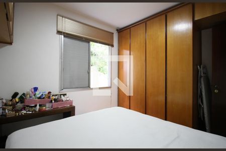 Quarto 1 de apartamento para alugar com 2 quartos, 58m² em Vila Andrade, São Paulo