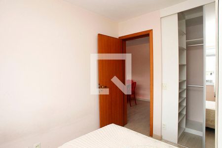 Quarto de apartamento à venda com 1 quarto, 41m² em Partenon, Porto Alegre
