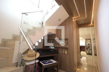 Escada de casa para alugar com 4 quartos, 335m² em Vila Sao Pedro, Santo André