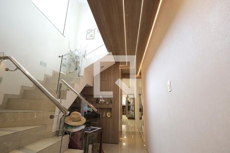 Escada de casa para alugar com 4 quartos, 335m² em Vila Sao Pedro, Santo André