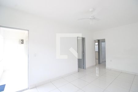 Sala de casa à venda com 2 quartos, 90m² em Taquara, Rio de Janeiro