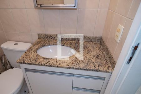 Banheiro de apartamento para alugar com 1 quarto, 45m² em Consolação, São Paulo