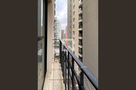 Varanda  de apartamento para alugar com 1 quarto, 45m² em Consolação, São Paulo