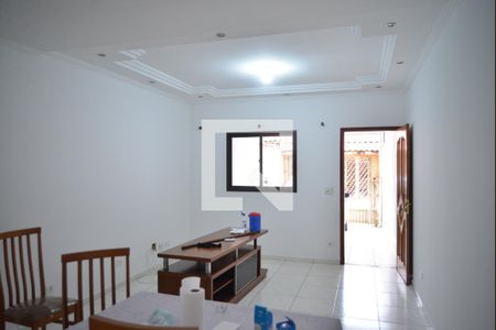 Casa para alugar com 3 quartos, 130m² em Jardim Teles de Menezes, Santo André