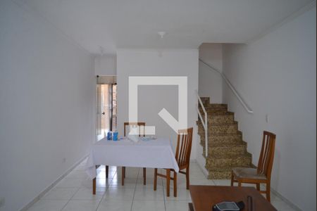 Casa para alugar com 3 quartos, 130m² em Jardim Teles de Menezes, Santo André