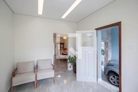 Sala 1 de casa à venda com 3 quartos, 200m² em Sagrada Família, Belo Horizonte