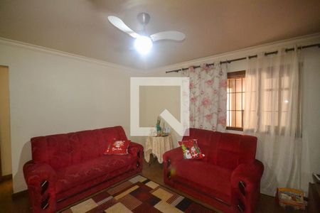 Sala de casa para alugar com 3 quartos, 199m² em Luz, Nova Iguaçu