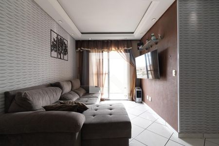 Sala de apartamento para alugar com 3 quartos, 70m² em Jardim Santa Maria, São Paulo