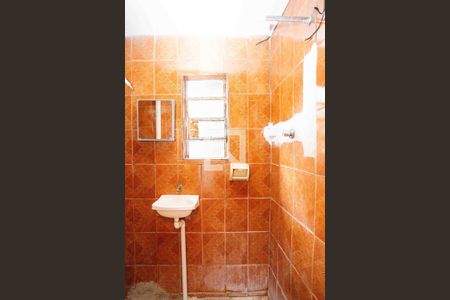 Banheiro de casa para alugar com 2 quartos, 50m² em Eldorado, Diadema