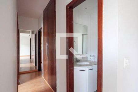 Corredor de apartamento à venda com 3 quartos, 75m² em Pampulha, Belo Horizonte