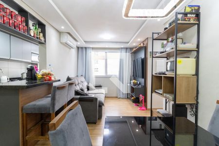 Sala de apartamento à venda com 2 quartos, 50m² em Vila Nova, Porto Alegre