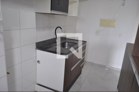Apartamento para alugar com 2 quartos, 55m² em Del Castilho, Rio de Janeiro