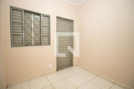 Quarto 1 de casa para alugar com 3 quartos, 160m² em Qr 4, Brasília