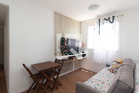 Sala de apartamento para alugar com 2 quartos, 45m² em Itaquera, São Paulo