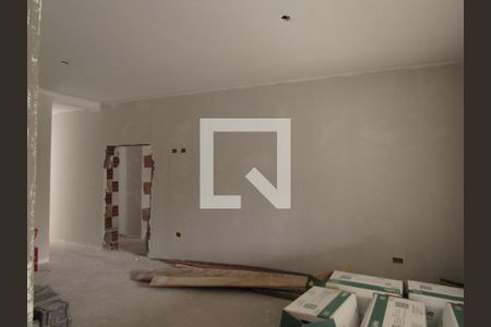 Sala de casa à venda com 3 quartos, 130m² em Jardim das Flores, Osasco