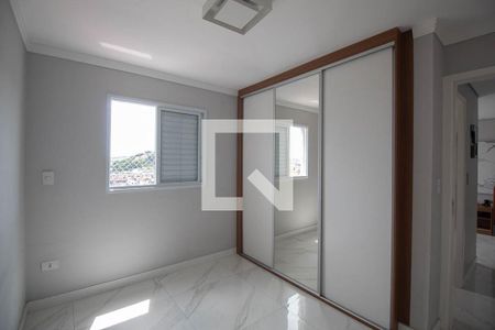 Quarto 1 de apartamento à venda com 2 quartos, 42m² em Vila Galvão, São Paulo