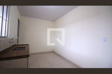 Sala/Cozinha de casa para alugar com 1 quarto, 32m² em Vila Nova, São Paulo