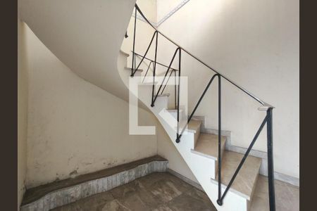 Escada de apartamento à venda com 3 quartos, 196m² em Vila Isabel, Rio de Janeiro