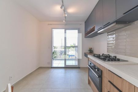 Sala - Cozinha Integrada de apartamento para alugar com 2 quartos, 36m² em Jardim Caravelas, São Paulo