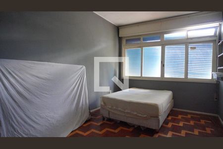 Quarto 1 de casa à venda com 3 quartos, 310m² em Medianeira, Porto Alegre