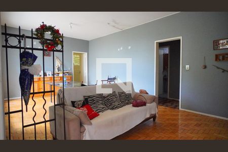 Sala jantar  de casa à venda com 3 quartos, 310m² em Medianeira, Porto Alegre