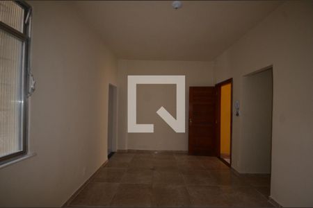 Sala de casa para alugar com 3 quartos, 100m² em Cavalcanti, Rio de Janeiro