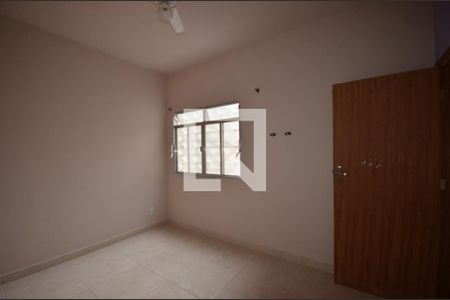 Quarto 2 de casa para alugar com 3 quartos, 100m² em Cavalcanti, Rio de Janeiro