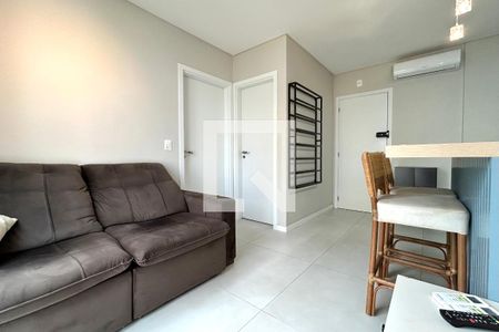 Sala de apartamento para alugar com 1 quarto, 39m² em João Paulo, Florianópolis