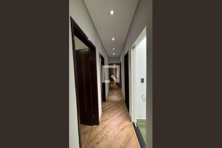 Banheiro Corredor de casa à venda com 3 quartos, 350m² em Parque das Nações, Santo André