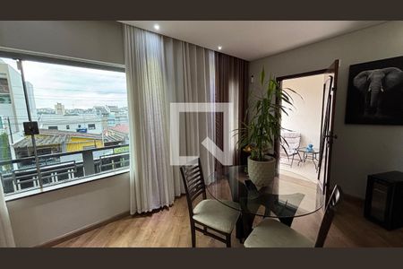 Sala de casa à venda com 3 quartos, 350m² em Parque das Nações, Santo André